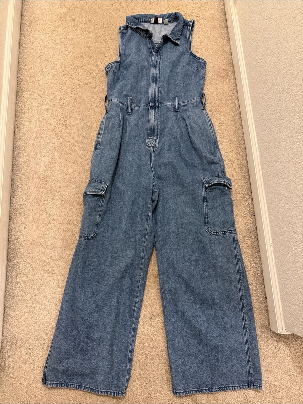Universal Thread Denim Cargo Jumpsuit in Blue Size 10